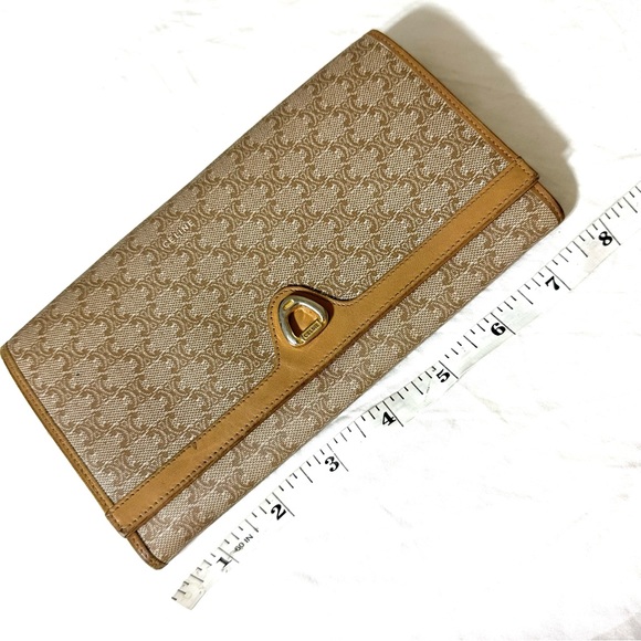 Vintage Celine Logo Wallet - Picture 11 of 13
